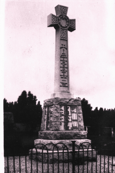 War memorial, Alford